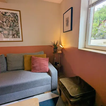 Artist - Center - Bathtub - Terrasse - Full רואן