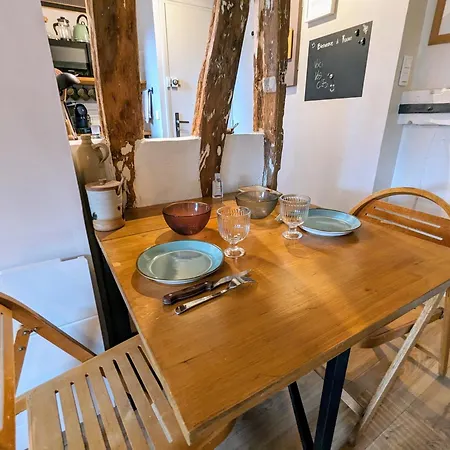 Artist - Center - Bathtub - Terrasse - Full דירה רואן